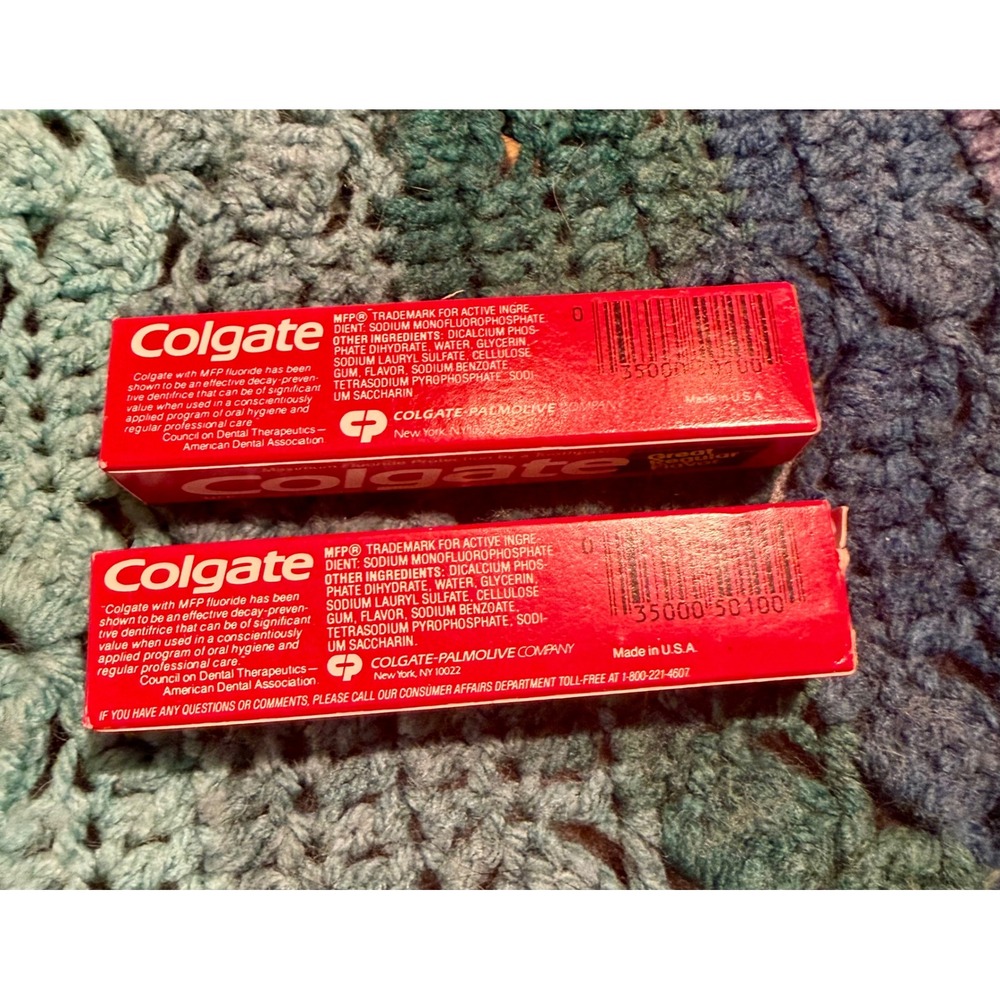 Set of 2 Vintage Colgate MFP Toothpaste Great Regular Flavor Travel Size 0.75 oz - Picture 4 of 6